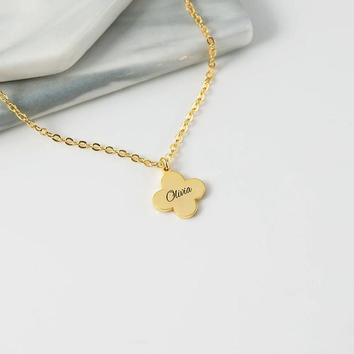 Clover Engraved Name Necklace