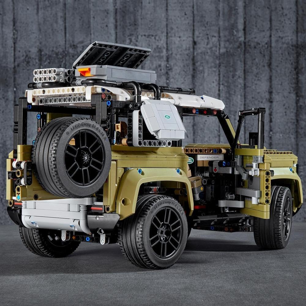 LEGO Technic Land Rover Defender 42110 